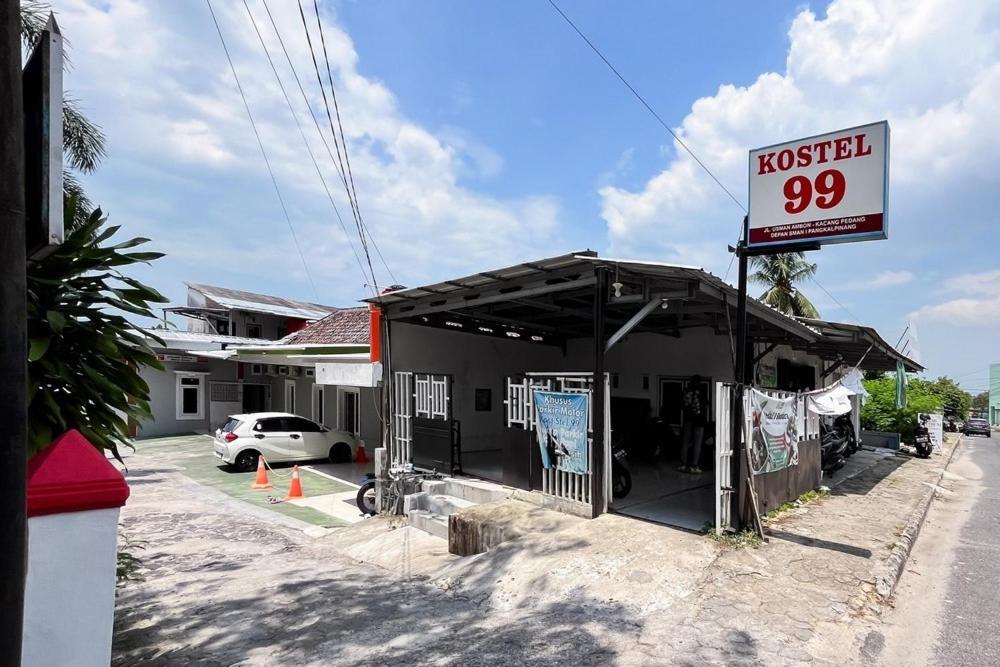 Kostel 99 Pangkal Pinang Redpartner Hotel Luaran gambar
